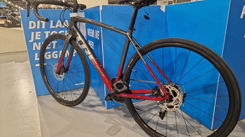 Afbeeldingslocatie: https://tweakers.net/i/PqRnlPt_U1zJw19JRiBlbnZakOI=/800x/filters:strip_icc():strip_exif()/f/image/YOkLOeJawbxVfbNStJsgq3KC.jpg?f=fotoalbum_large