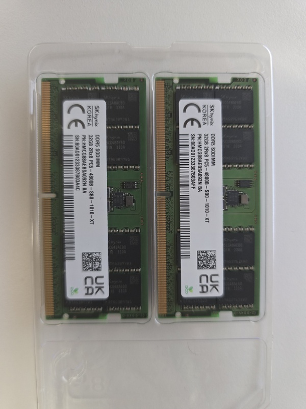 SK hynix 64GB (2x32GB) DDR5-4800 SO-DIMM 2RX8 - HMCG88AEBSA092N