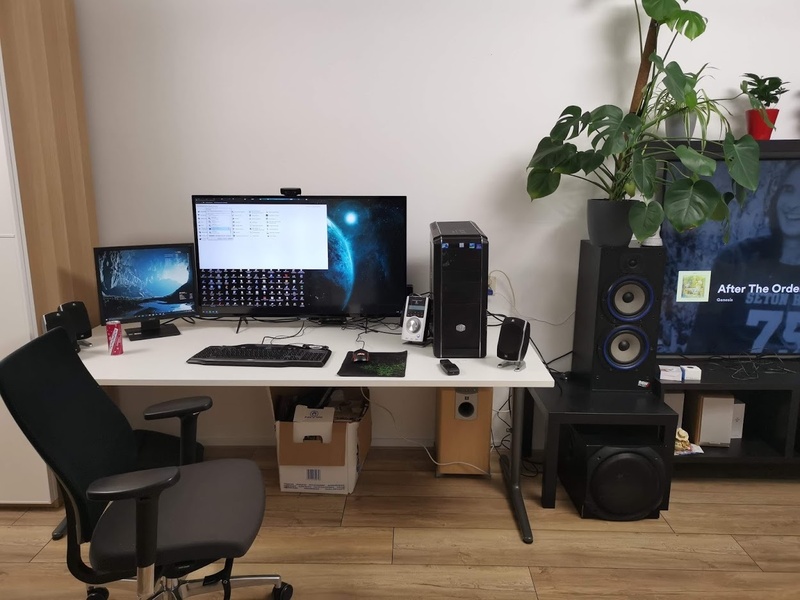 Afbeeldingslocatie: https://tweakers.net/i/Pz-IskV6TIkjUxx2R0Xz0rzBA7g=/800x/filters:strip_icc():strip_exif()/f/image/EVAAWopHzmLQ1zGl6CwsjYw8.jpg?f=fotoalbum_large