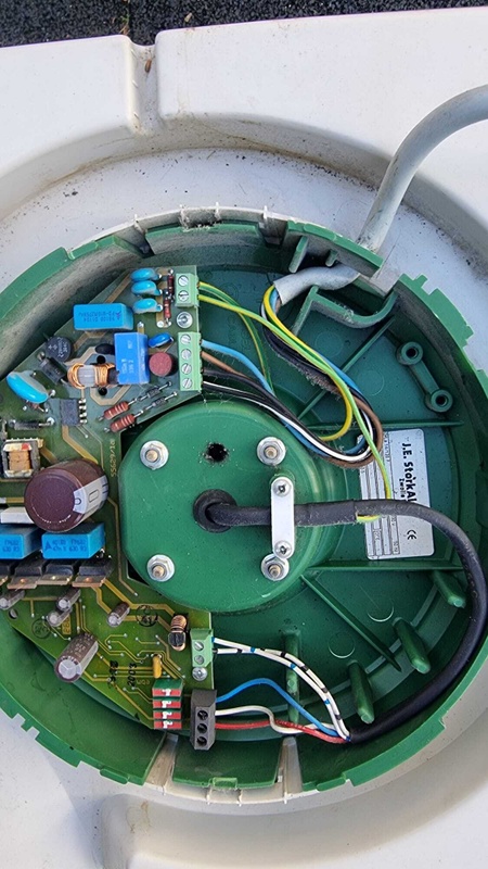 Afbeeldingslocatie: https://tweakers.net/i/Q-mVJuLPwfPzDRI3OxgZwv6GF-o=/x800/filters:strip_icc():strip_exif()/f/image/xBOkKanlxpVe7o9NmHxXW8AZ.jpg?f=fotoalbum_large