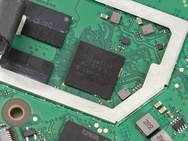 Productfoto's en teardown Google Home Mini en Nest Mini
