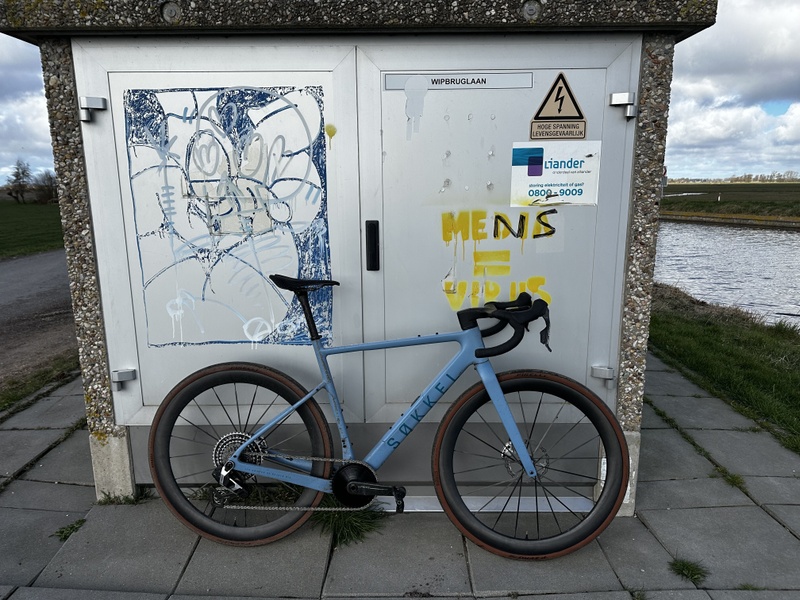 Afbeeldingslocatie: https://tweakers.net/i/Q1F4464wJoyf6jlT9eBvtXWOb3E=/800x/filters:strip_icc():strip_exif()/f/image/LmgMe9wj6tCUg9g45SfHHNHR.jpg?f=fotoalbum_large