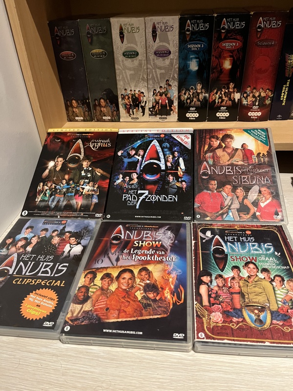 Afbeeldingslocatie: https://tweakers.net/i/Q43FnfrGdcPRXboiNkO7pZJWZyI=/x800/filters:strip_icc():strip_exif()/f/image/SMDMydPCIeWsn2OFuGUyddDp.jpg?f=fotoalbum_large