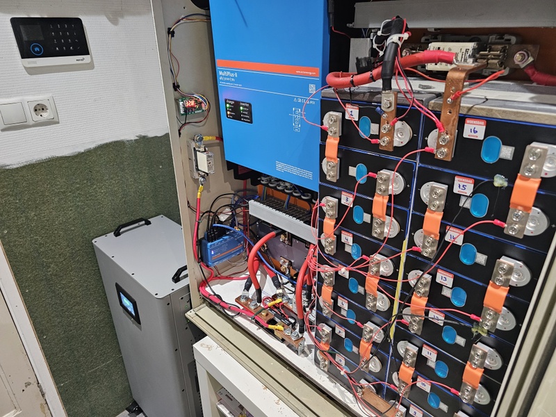 Afbeeldingslocatie: https://tweakers.net/i/Q4jmyPJx9GpN6Q9QNYv37oVVKJ4=/800x/filters:strip_icc():strip_exif()/f/image/qsXIC12DmMPIE7PPJVpnd3db.jpg?f=fotoalbum_large