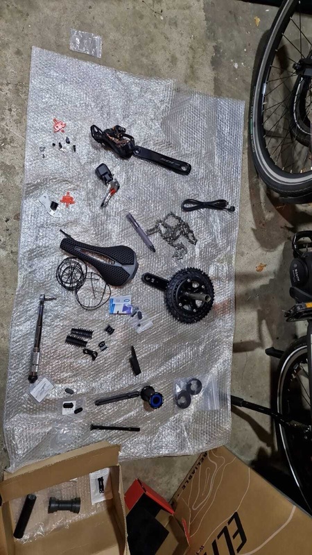 Afbeeldingslocatie: https://tweakers.net/i/Q5g3ZH__S6r9WemieHODjkbT37Q=/x800/filters:strip_icc():strip_exif()/f/image/vmnVPzYmsInkwykEIK5L8aau.jpg?f=fotoalbum_large