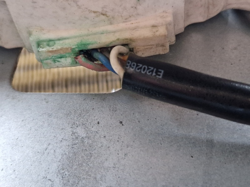 Afbeeldingslocatie: https://tweakers.net/i/Q7WNf0DsFqtSWjgbNnjFU6mZBCE=/800x/filters:strip_icc():strip_exif()/f/image/fz7eJ56r6AGvJNOih3GERU00.jpg?f=fotoalbum_large