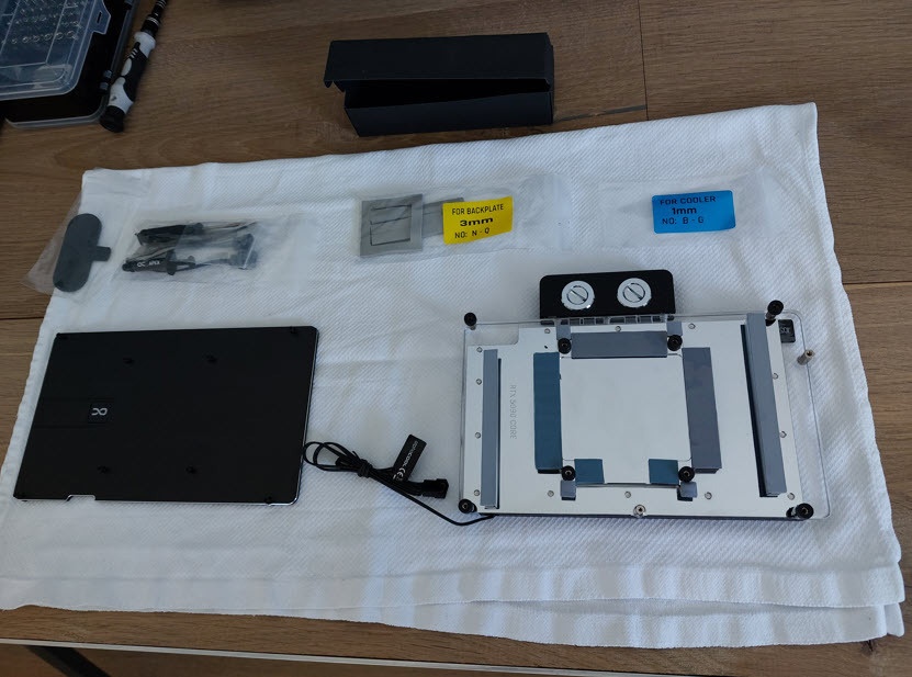 Afbeeldingslocatie: https://tweakers.net/i/QAXK_wO_UcAMY3Fdapv7vxnDLAk=/fit-in/4920x3264/filters:max_bytes(3145728):no_upscale():strip_icc():strip_exif()/f/image/NYrNYy0CHelnFvPT7AZDTRku.jpg?f=user_large