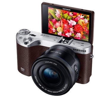 Samsung 500 + 16-50mm PowerZoom