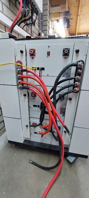 Afbeeldingslocatie: https://tweakers.net/i/QEiPmPD6G5c-Y2O5O2v8iA7puts=/fit-in/4920x3264/filters:max_bytes(3145728):no_upscale():strip_icc():strip_exif()/f/image/VkyH8yzJlfLjtWzEp9uaFCf3.jpg?f=user_large