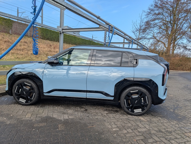 Afbeeldingslocatie: https://tweakers.net/i/QGIfae0oZJRESxTLarbI3UkVC8w=/800x/filters:strip_icc():strip_exif()/f/image/mo7G8LqglZSY1xop7byAHo56.jpg?f=fotoalbum_large