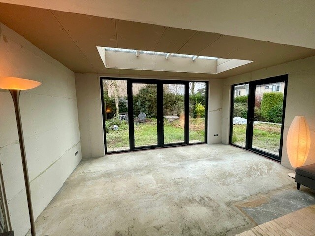 Afbeeldingslocatie: https://tweakers.net/i/QGMBz3Y7qF_HcvDMgoBNFUyK62g=/fit-in/4920x3264/filters:max_bytes(3145728):no_upscale():strip_icc():strip_exif()/f/image/wGxr2bXPJU7Y1kwho5NVzVkw.jpg?f=user_large