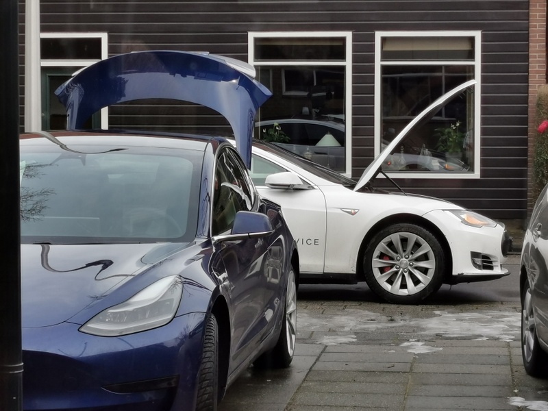 Afbeeldingslocatie: https://tweakers.net/i/QGa_YegxsUaBrR1dbIH9lZlwoa0=/800x/filters:strip_icc():strip_exif()/f/image/hoZulERZeirWqA26uF3HhpUj.jpg?f=fotoalbum_large