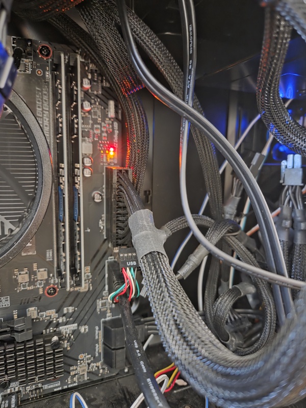 Afbeeldingslocatie: https://tweakers.net/i/QJ3PPRzwMgKF3z40X5a9fWFM6ac=/x800/filters:strip_icc():strip_exif()/f/image/Hbu34psnbuAvoufW180auUB3.jpg?f=fotoalbum_large