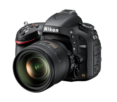 Nikon D600 + AF-S 24-85mm f/3.5-4.5 ED VR Zwart