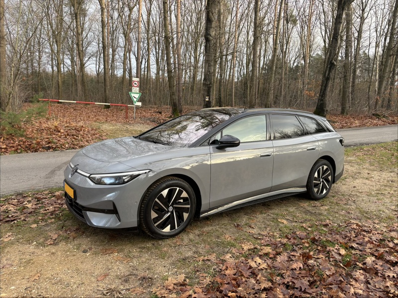 Afbeeldingslocatie: https://tweakers.net/i/QNl1n2k_8cgLtHPhNZJ4_d8XqIw=/800x/filters:strip_icc():strip_exif()/f/image/DK4epJsNh3VZn86GkzwXdrr9.jpg?f=fotoalbum_large