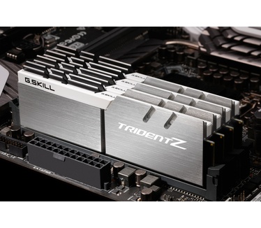 G.Skill Trident Z F4-4000C18D-16GTZSW