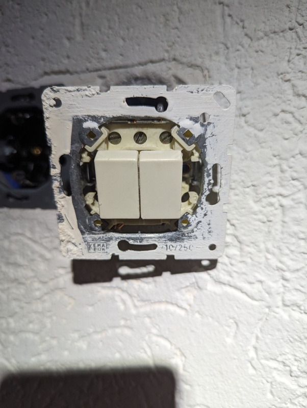 Afbeeldingslocatie: https://tweakers.net/i/QSoGcdMt1gNfzwnpnozvvH1pmt4=/x800/filters:strip_icc():strip_exif()/f/image/kdNi0yrD9i6osx6rZS8Zpusk.jpg?f=fotoalbum_large