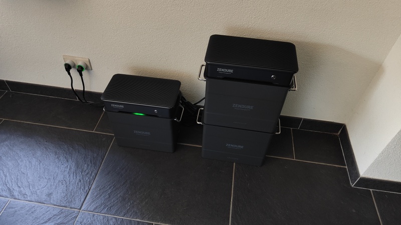 Afbeeldingslocatie: https://tweakers.net/i/QUiqsUqwHKwywxZA4z8e7EuyfWA=/800x/filters:strip_icc():strip_exif()/f/image/KnR1Yn8xciVq2PaDSZ5pJy2u.jpg?f=fotoalbum_large