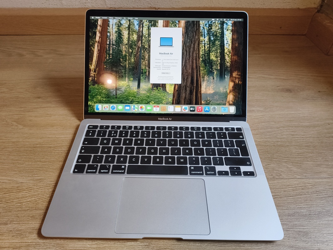Apple MacBook Air 2020 i5 1,1GHz, 8GB, 256GB Zilver (Qwerty