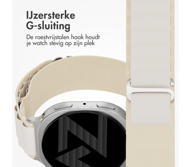 Accezz Nylon Alpine bandje voor de Samsung Galaxy Watch 9 (40/44mm) / Watch 8 (40/44mm) / Classic (46mm) - Sterrenlicht