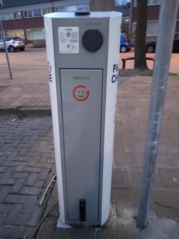 Afbeeldingslocatie: https://tweakers.net/i/QWBSQU4YPlBzMOg3ixZXpDniSD8=/x800/filters:strip_icc():strip_exif()/f/image/Iwwe9mlJ5kVgW64QDEzGPESx.jpg?f=fotoalbum_large