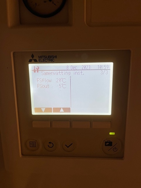 Afbeeldingslocatie: https://tweakers.net/i/QXlPgKLKWRmV0vApj6ThqKUJlZY=/full-fit-in/4920x3264/filters:max_bytes(3145728):no_upscale():strip_icc():fill(white):strip_exif()/f/image/mmoTqC4a650GV2gzF2h4fwZi.jpg?f=user_large