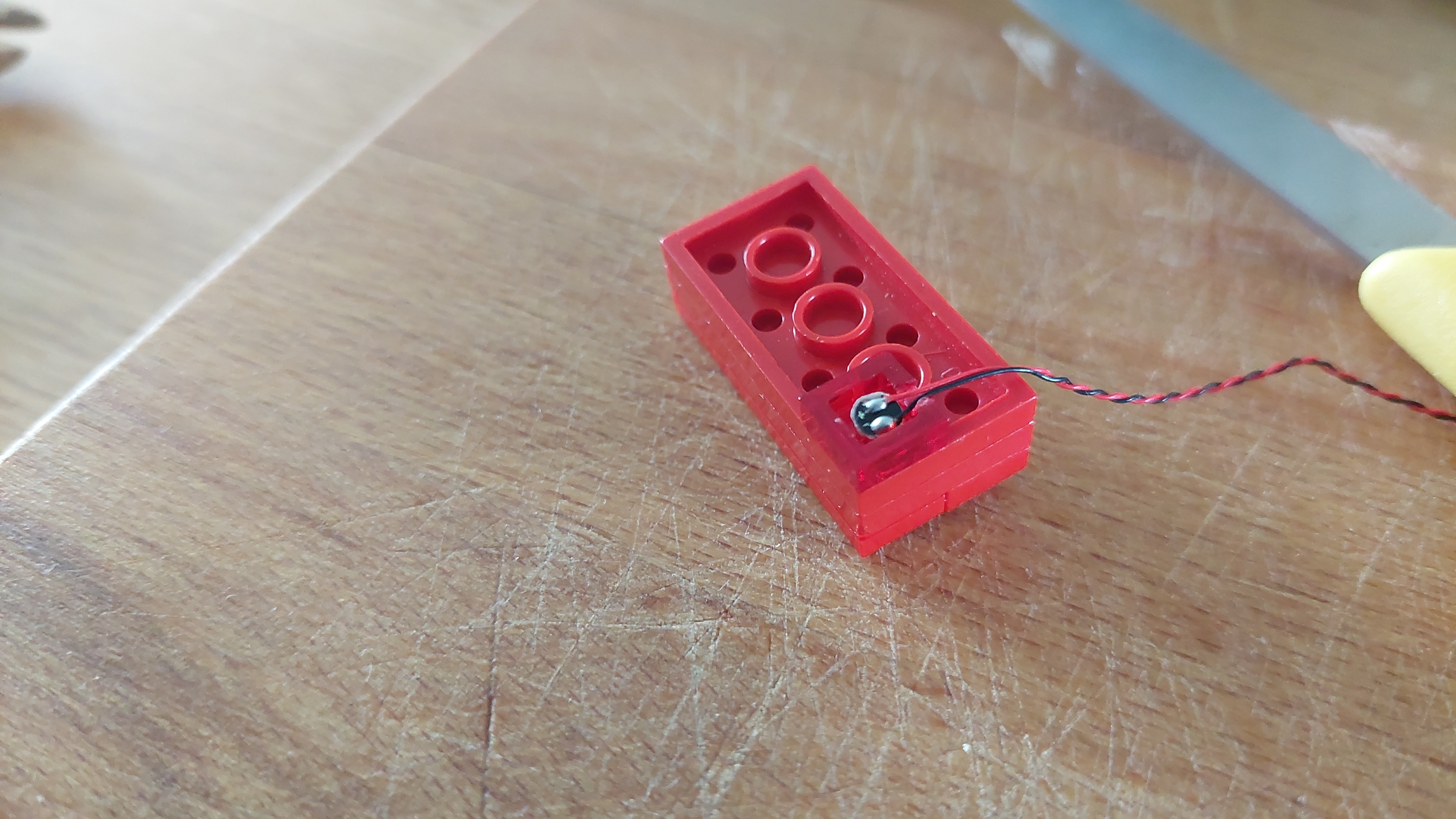 Afbeeldingslocatie: https://tweakers.net/i/QZc-RMDqrQZbyJOMaWUzeIbBjik=/fit-in/4920x3264/filters:max_bytes(3145728):no_upscale():strip_icc():strip_exif()/f/image/NW0hf8ebNdvcBbtGRTIMtg4S.jpg?f=user_large