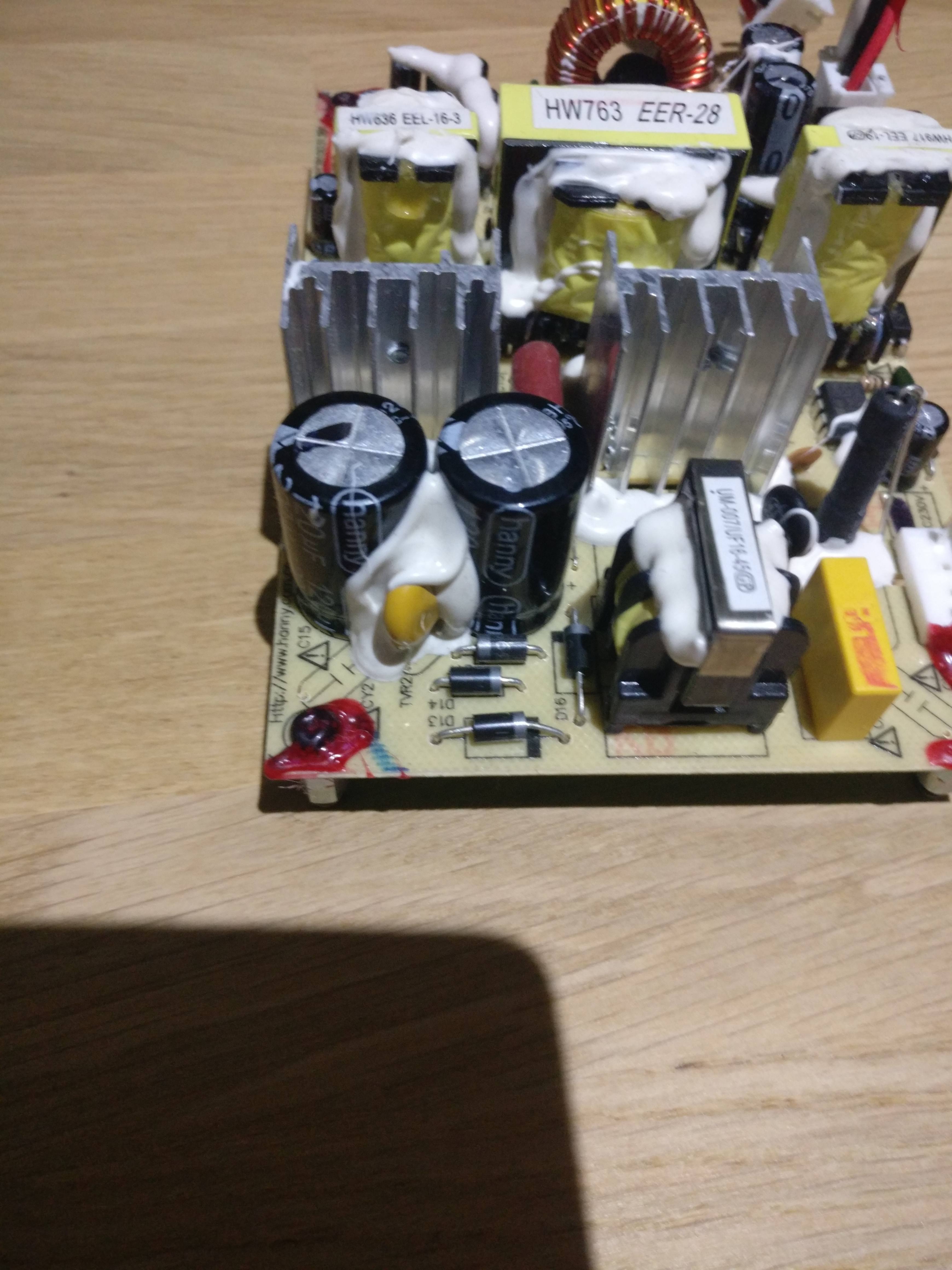 Repareren subwoofer (overleden zekering, + wellicht ???) Modding, mechanica en elektronica GoT