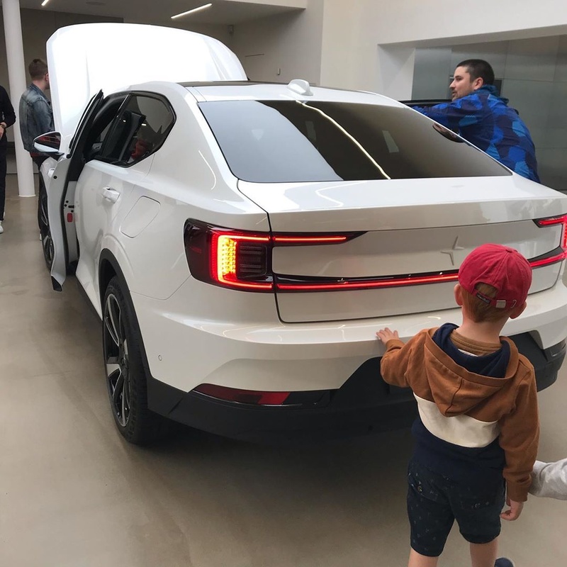 Afbeeldingslocatie: https://tweakers.net/i/Qadp3PAvRdNYSQZBAzg7aqoT0vE=/800x/filters:strip_icc():strip_exif()/f/image/DgQ332hONSxN3RPaRD9mjd5D.jpg?f=fotoalbum_large