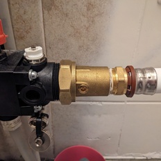 Afbeeldingslocatie: https://tweakers.net/i/QePnVEH-u-NhOXHYeoe85KoOx20=/232x232/filters:strip_icc():strip_exif()/f/image/ErHvdc0z3DxYyKNjpUaqOj4e.jpg?f=fotoalbum_tile