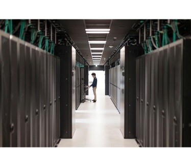 HPE P65334-B21