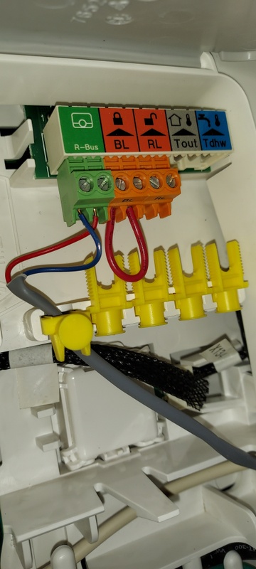 Afbeeldingslocatie: https://tweakers.net/i/QiNF2Pu3ezTHiaMCULZsM28sQ30=/x800/filters:strip_icc():strip_exif()/f/image/a0Z4yGoMasUI6BijavOGxQXW.jpg?f=fotoalbum_large