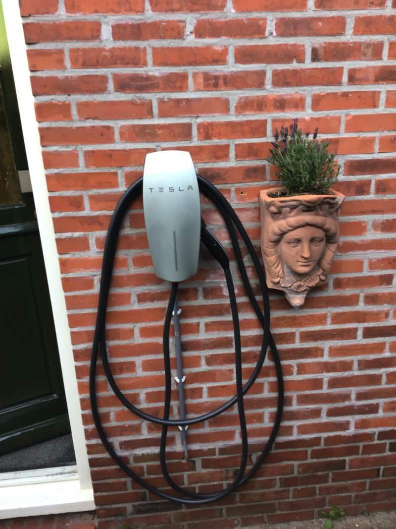 Afbeeldingslocatie: https://tweakers.net/i/QidLYgepPTIATKfIYpP0IYJc_LI=/full-fit-in/4920x3264/filters:max_bytes(3145728):no_upscale():strip_icc():fill(white):strip_exif()/f/image/p4xQQXgdKR7jhJyQs0THcnyT.jpg?f=user_large