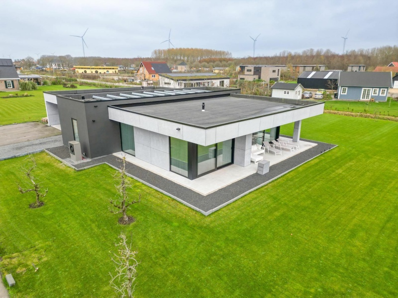 Afbeeldingslocatie: https://tweakers.net/i/Qjr73RWR0hSOnP9Rk52B2M54W3o=/800x/filters:strip_icc():strip_exif()/f/image/TWuy67AuBFp5jjT842klmkL5.jpg?f=fotoalbum_large