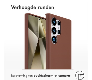 Accezz Liquid Silicone Backcover met MagSafe