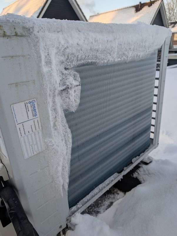 Afbeeldingslocatie: https://tweakers.net/i/QnakR3ybMRUm7-X6u18b7wtT89A=/x800/filters:strip_icc():strip_exif()/f/image/nZYGu8Nn6MQItE2AWcsPscSJ.jpg?f=fotoalbum_large