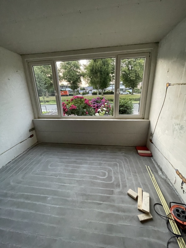 Afbeeldingslocatie: https://tweakers.net/i/QoRsjdGkfA9WkvphijMT1UtzaHE=/x800/filters:strip_icc():strip_exif()/f/image/1x49Agg9BAuq4pTB6DzWImDw.jpg?f=fotoalbum_large