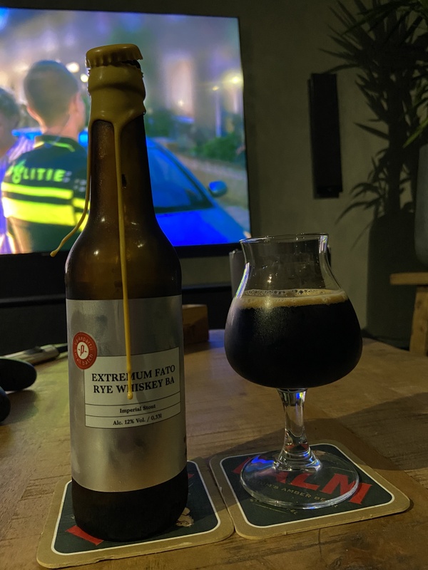 Afbeeldingslocatie: https://tweakers.net/i/QpWfh-xAx3u2scnGLupvJphKYKM=/x800/filters:strip_icc():strip_exif()/f/image/DoYLxfy2wg7v7L8NgUCfRLQj.jpg?f=fotoalbum_large