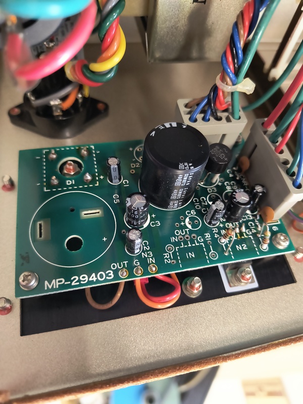 Afbeeldingslocatie: https://tweakers.net/i/Qs4pTAdxyQR6JCBeJ_bWSjpG0aM=/x800/filters:strip_icc():strip_exif()/f/image/N2wb5opuq8lqpvJWaWJNK12D.jpg?f=fotoalbum_large