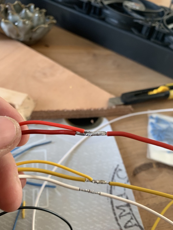 Afbeeldingslocatie: https://tweakers.net/i/QsHKS9S5HYFTrv50e73DRjgS7YI=/x800/filters:strip_icc():strip_exif()/f/image/aDO4DTJbQvNrhK6lmedmfXie.jpg?f=fotoalbum_large