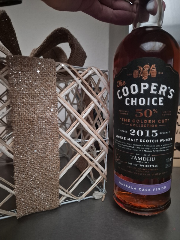 Afbeeldingslocatie: https://tweakers.net/i/Qz3wi2718D-f666vg8f9cNLbyF4=/x800/filters:strip_icc():strip_exif()/f/image/yaeKVt6vFpbSD9hs4AlODAoW.jpg?f=fotoalbum_large