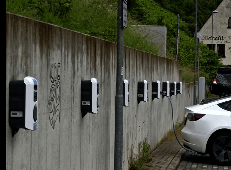 Afbeeldingslocatie: https://tweakers.net/i/R-4XTqSLcxxMaaaR0BXL31sgHAo=/800x/filters:strip_exif()/f/image/mXUWZagMz2TYmXG0NZDHacOW.png?f=fotoalbum_large