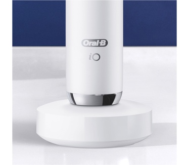 Oral-B Oral-B Special Edition iO - 9 - White Elektrische Tandenborstel