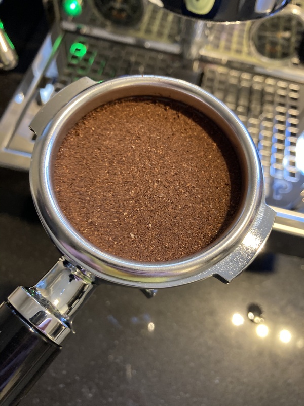 Afbeeldingslocatie: https://tweakers.net/i/R3wQpdXzSGCdbDcarbFUE4vc-Tk=/x800/filters:strip_icc():strip_exif()/f/image/iwP2IH1NOyyH6DXNlnir2LP1.jpg?f=fotoalbum_large