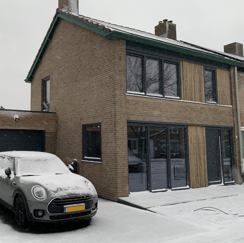 Afbeeldingslocatie: https://tweakers.net/i/R5OkOOyS8oRyYLv1grJorOCmbS4=/800x/filters:strip_icc():strip_exif()/f/image/FAlaHhi0NyaGtLbog4XTR4zR.jpg?f=fotoalbum_large