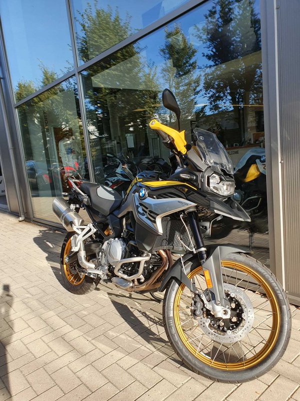 Afbeeldingslocatie: https://tweakers.net/i/RLU-ffZH3AiVmFs7vHvNim-1NDg=/x800/filters:strip_icc():strip_exif()/f/image/lOteW31aj5m3JIWCnrq4nGAC.jpg?f=fotoalbum_large