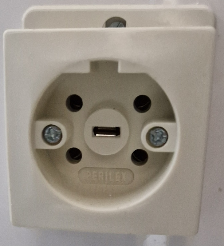 Afbeeldingslocatie: https://tweakers.net/i/RNA09y1YMlzyDqYSbFr6yNgpgBo=/x800/filters:strip_icc():strip_exif()/f/image/oiqyEJeWIzWECtehzLX1BccM.jpg?f=fotoalbum_large