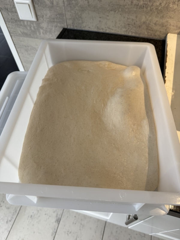 Afbeeldingslocatie: https://tweakers.net/i/RNvsxusuFVn-2m35P7KjVkIwCkU=/x800/filters:strip_icc():strip_exif()/f/image/Mh1Zr4XT71041HM0iK6LuvCd.jpg?f=fotoalbum_large