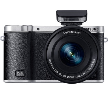 Samsung NX3000 + 16-50mm F3.5-5.6 Power Zoom Zwart
