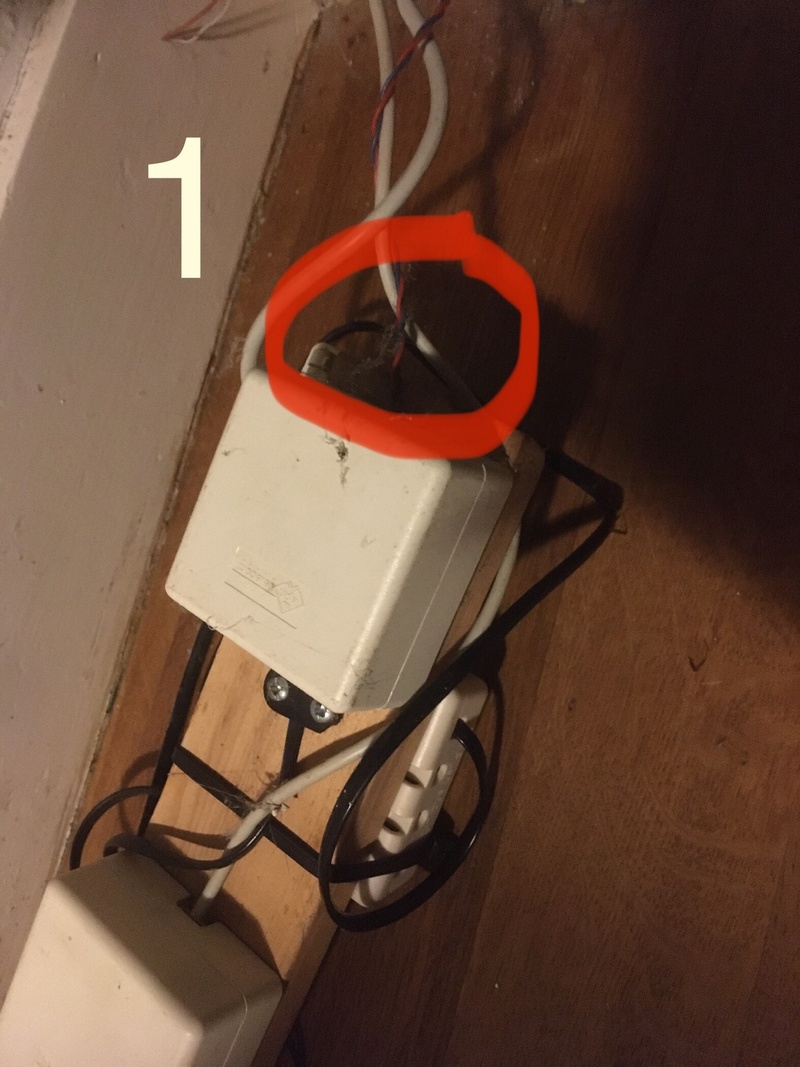 Afbeeldingslocatie: https://tweakers.net/i/RT-o2kc2J3z6QZfIZYPFStEBnck=/800x/filters:strip_icc():strip_exif()/f/image/bwVHEQ2DR6dtz5X4cO9ukRCx.jpg?f=fotoalbum_large